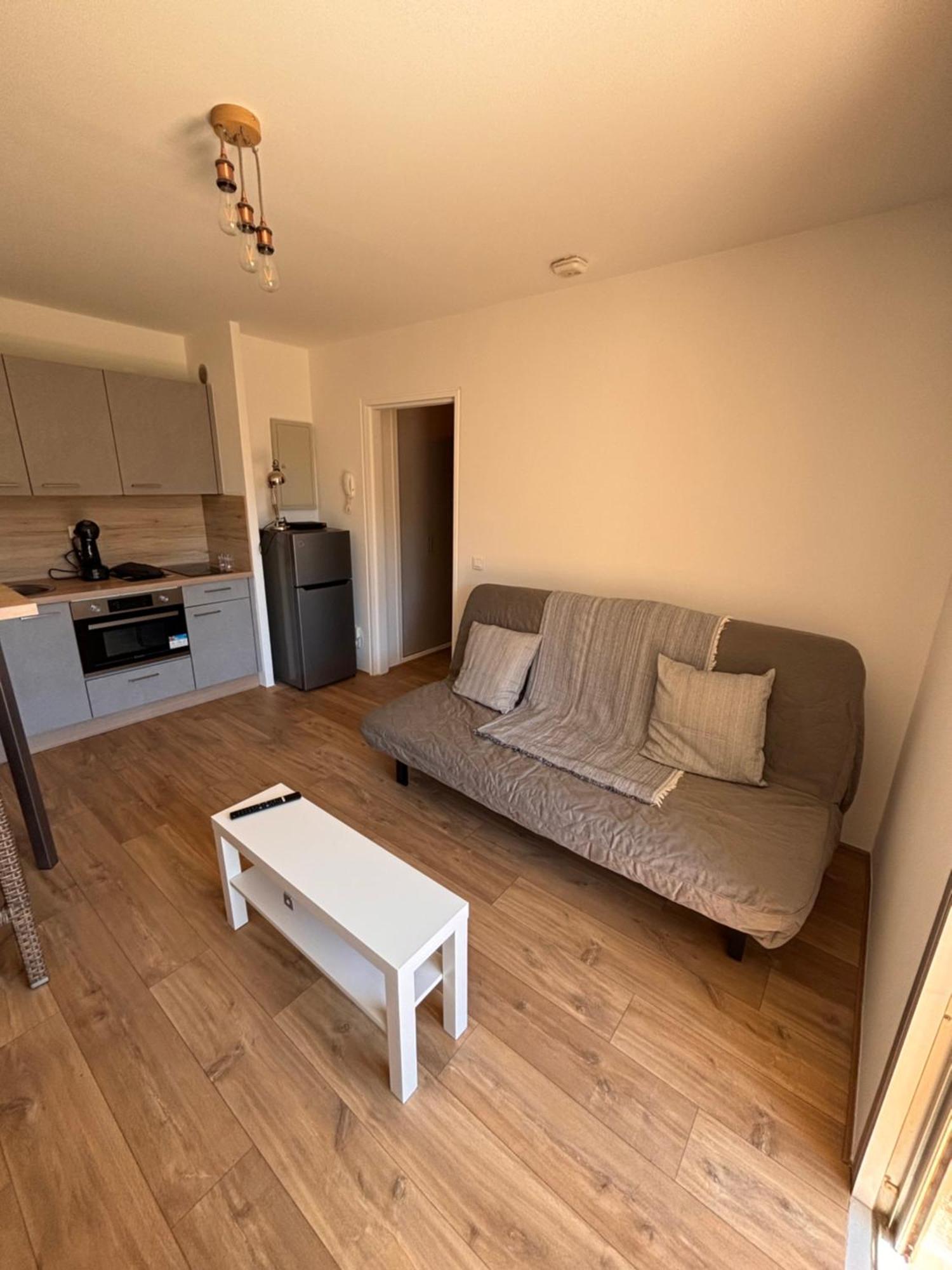 Beau Studio 300 M De La Plage Avec Parking Daire La Ciotat Dış mekan fotoğraf